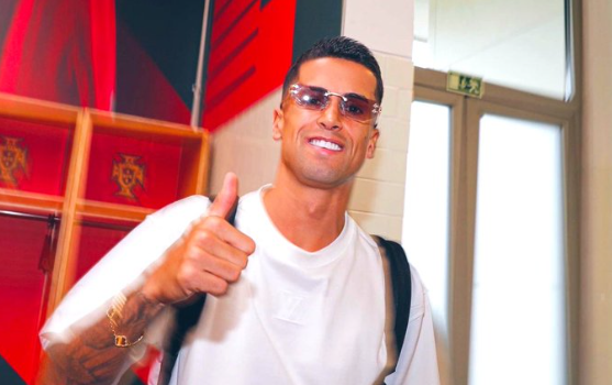 Al-Hilal, Joao Cancelo sferra un pugno ad un uomo in discoteca